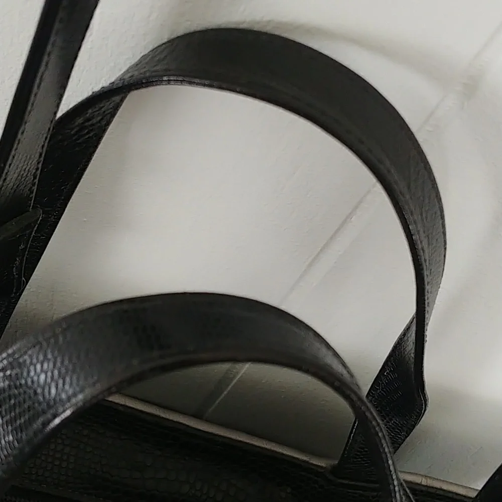 Sharif Black Hand Bag - Picture 15 of 16